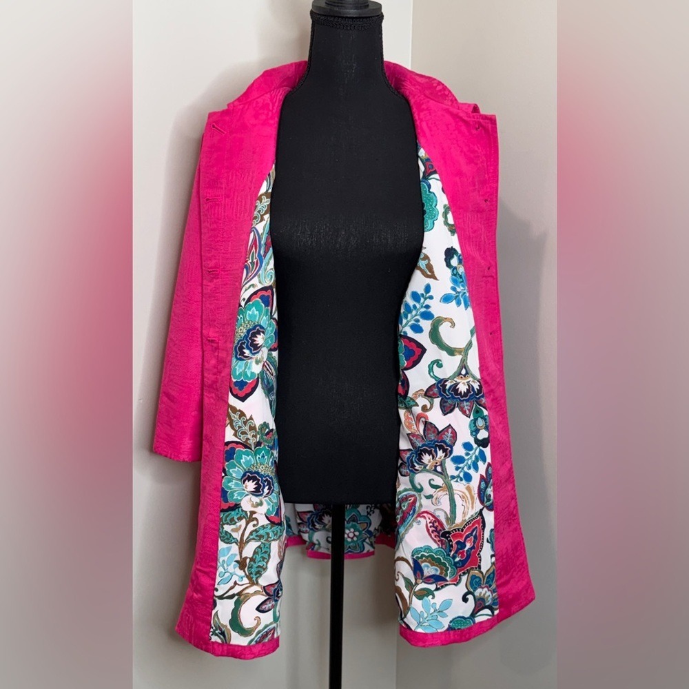 Chico's Pleat Back Fuchsia Textured Jacket size 2 Large upscale Bold Statement‎